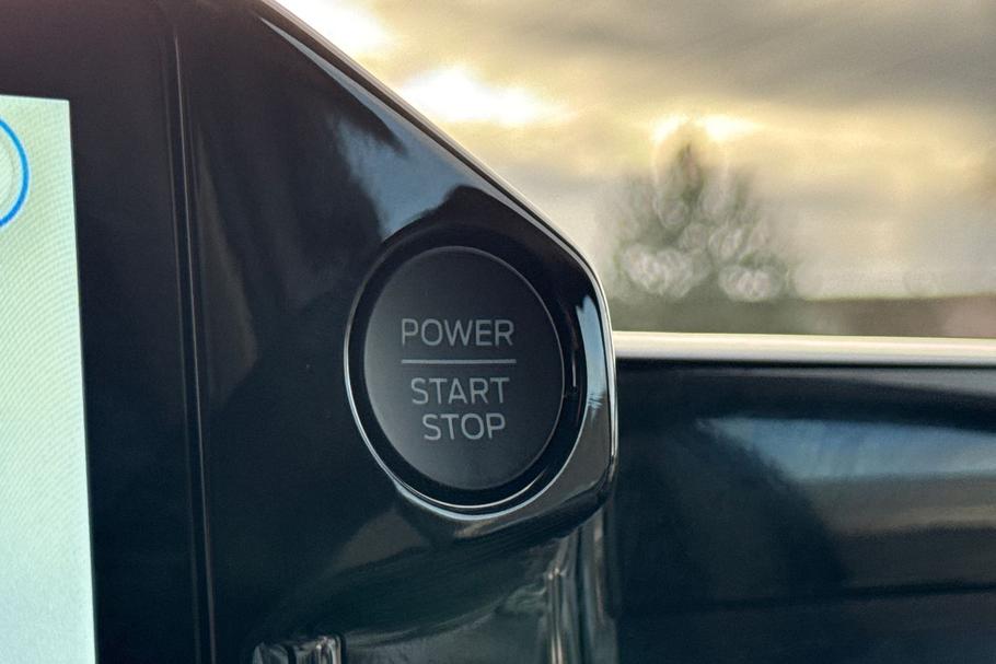 Used Ford TRANSIT CUSTOM L1DCIVSPORT2 29