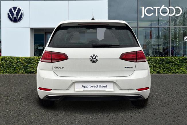 VOLKSWAGEN Golf Photo 7