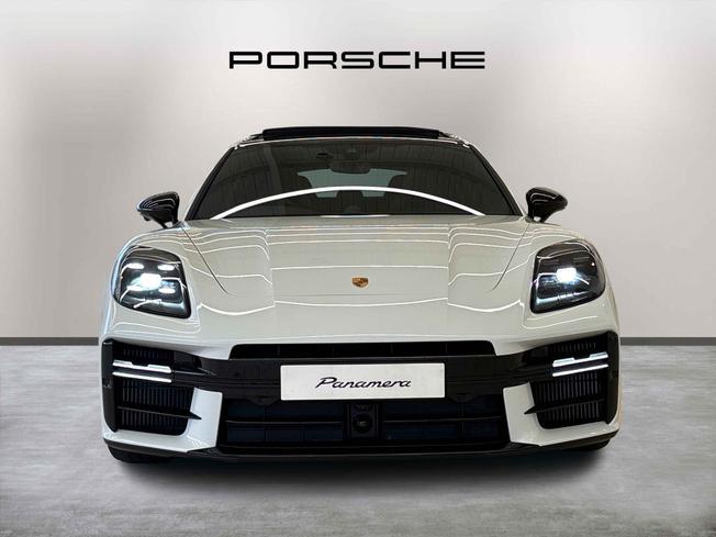 PORSCHE Panamera Photo 2