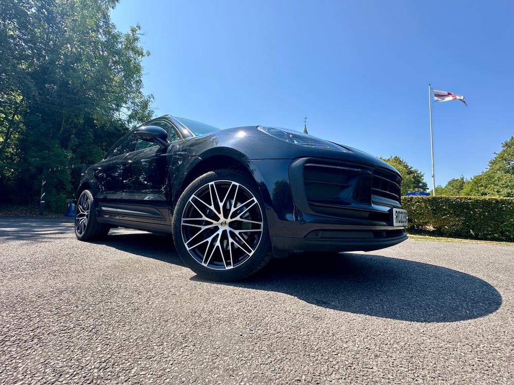 Used Porsche Macan RO22EWX 7