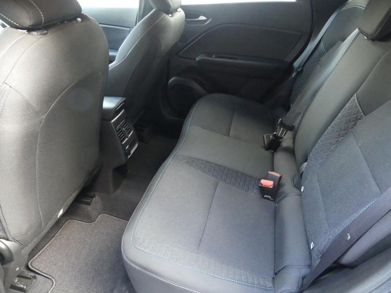 Renault Captur Photo 7c0a1cb1-a00a-4823-8633-0763d4bb2290.jpg