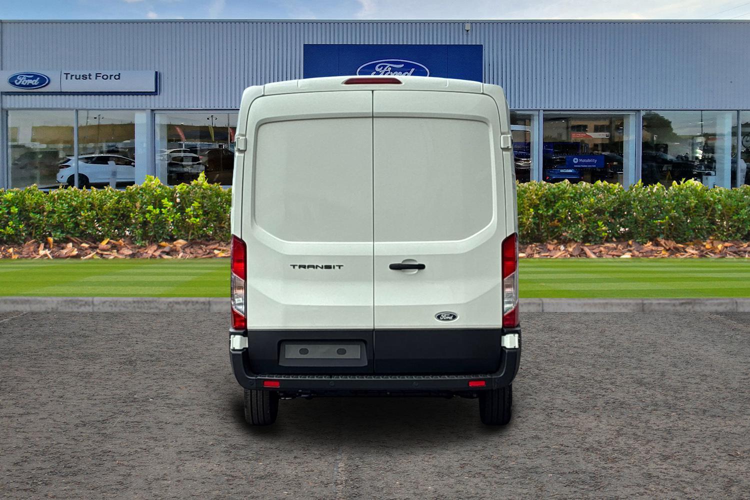 Ford TRANSIT Photo 1