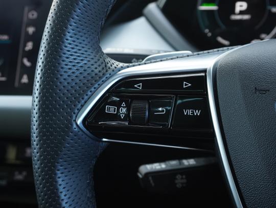 Audi e-tron GT Photo 7c0f8495-b620-4d94-aeb7-62f059a83be6.jpg