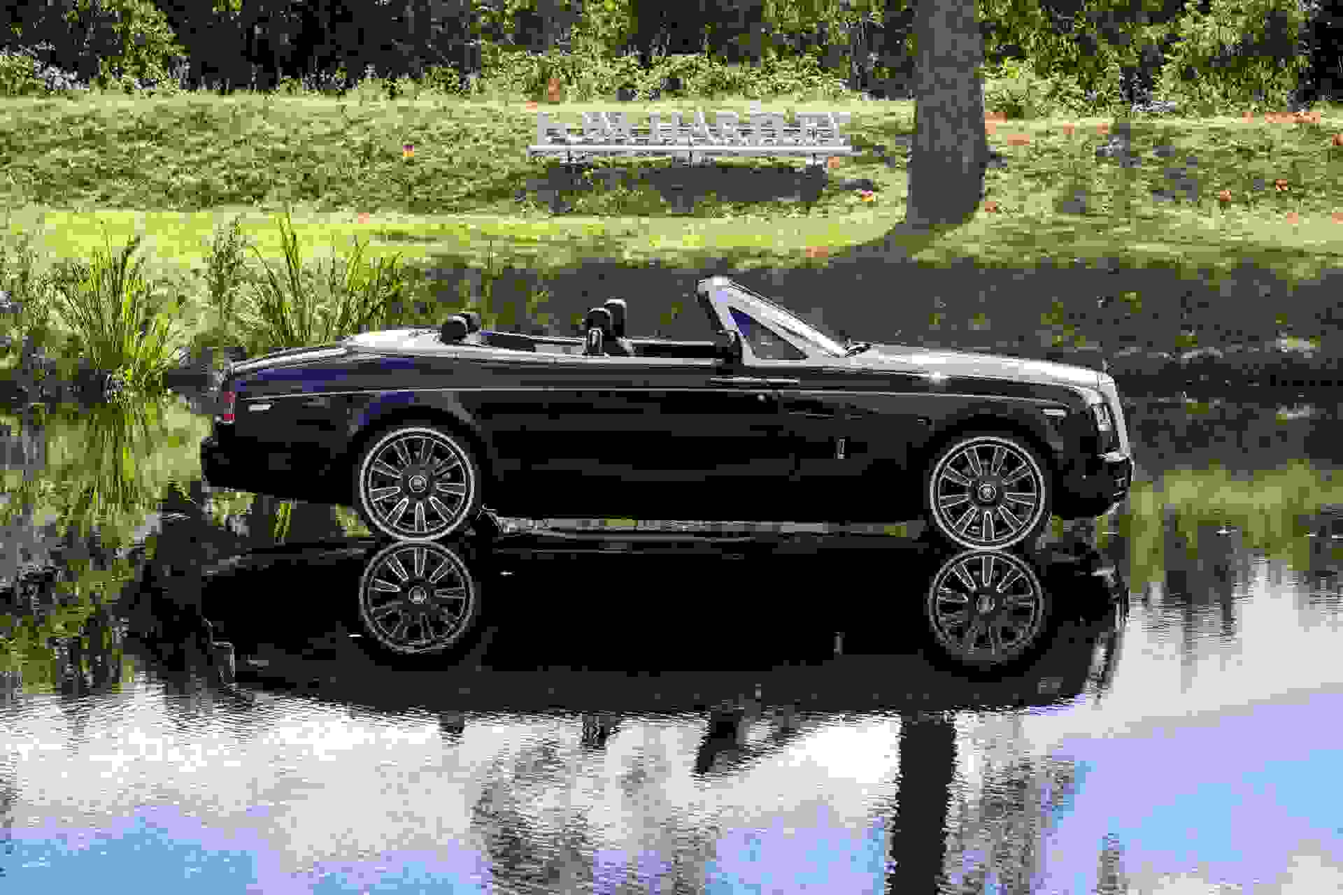Rolls-Royce PHANTOM DROPHEAD COUPE Photo 7c1639ac-1f32-4876-8ef7-8a84d07614b6.jpg