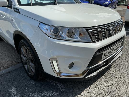 Suzuki Vitara Photo 2