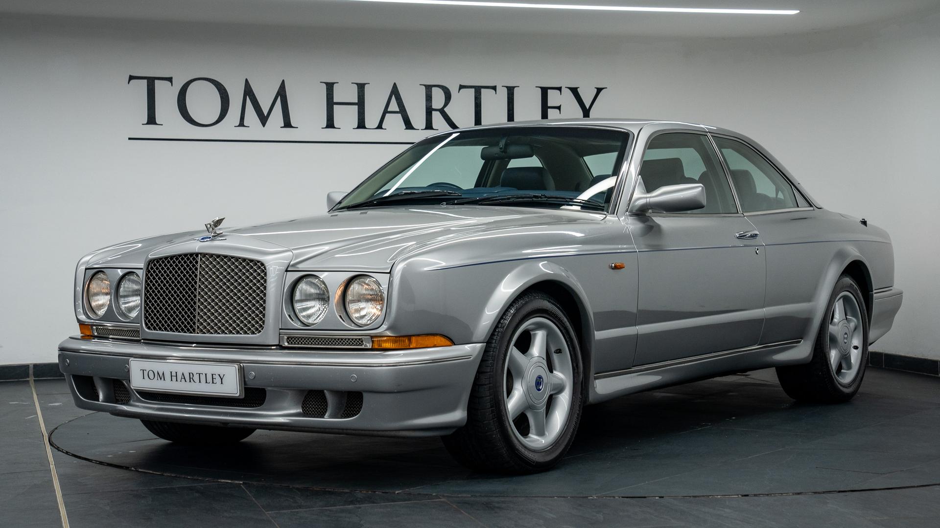 Bentley Continental Photo 7c1b3d9e-1b61-4ecc-980c-0ba710ca2ecd.jpg