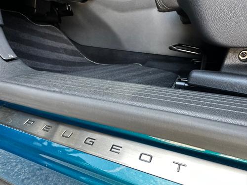 Peugeot 3008 Photo 7c1ed136-6fc8-444d-a557-b0010ca6ea08.jpeg