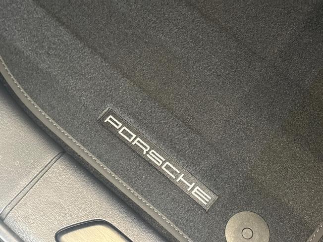 PORSCHE Cayenne Photo 37