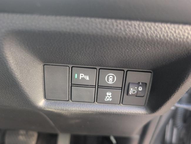 Honda Jazz Photo 7c2c4b4f-1e56-43be-b06d-b36d10819341.jpg
