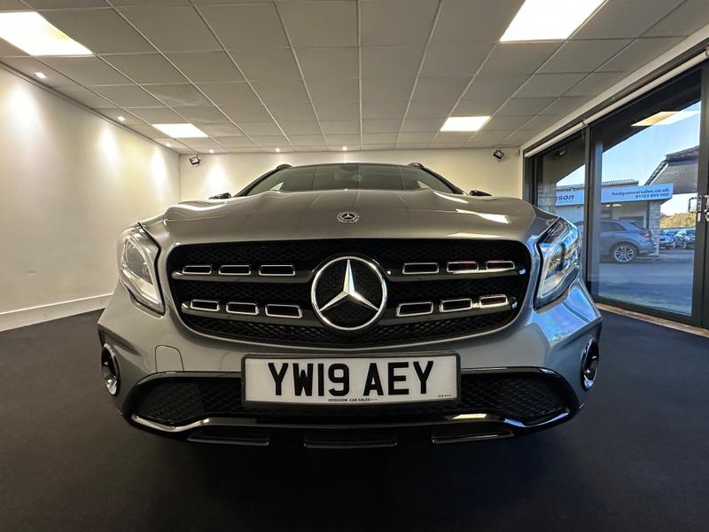 Mercedes-Benz GLA Photo 7c2cea59-6768-469e-9150-8682208124cc.jpg