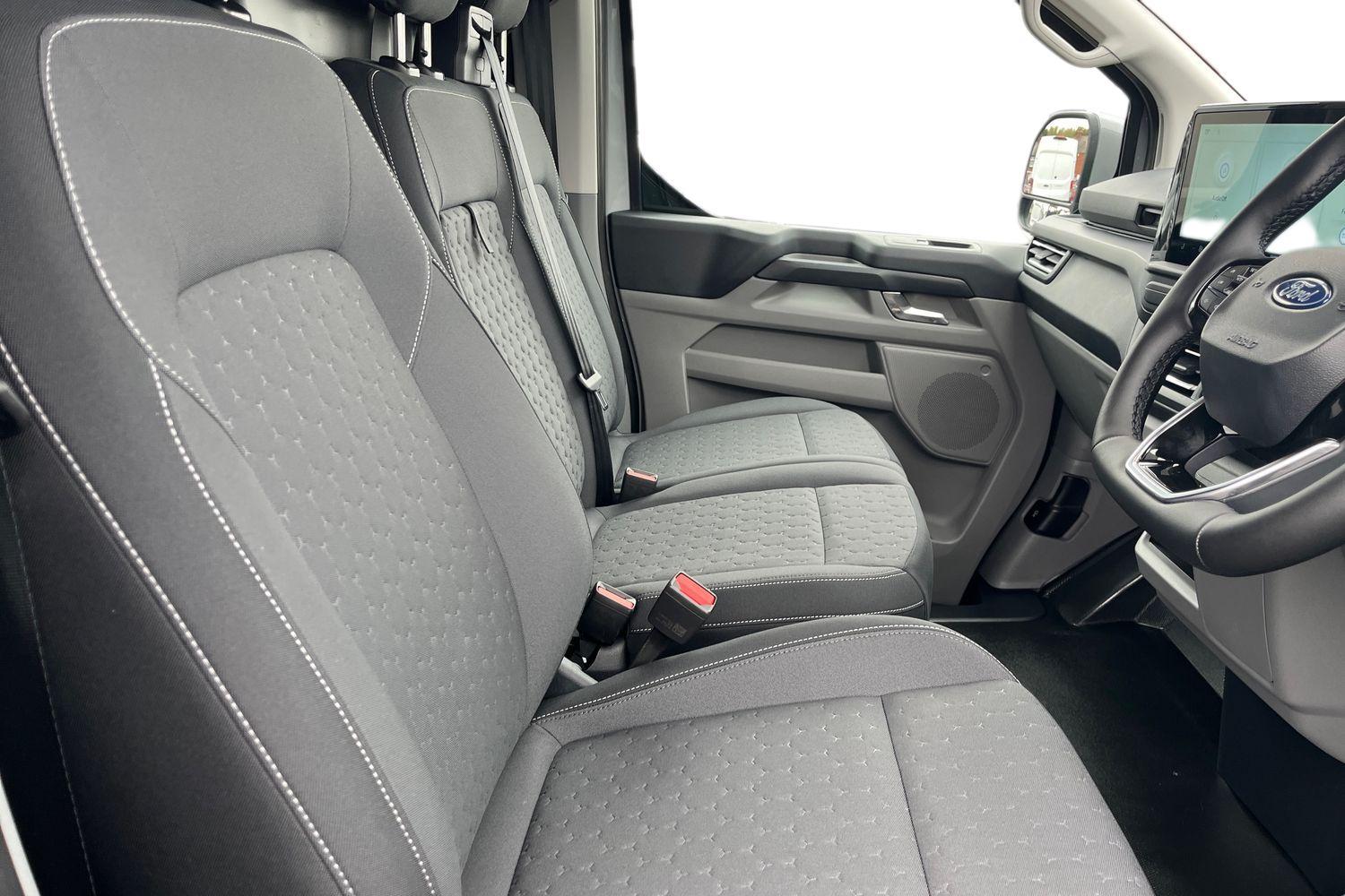 Ford TRANSIT CUSTOM Photo 11