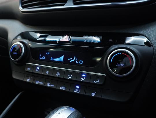 Hyundai TUCSON Photo 7c529697-b818-4251-8b2b-39a5fa7236f1.jpg