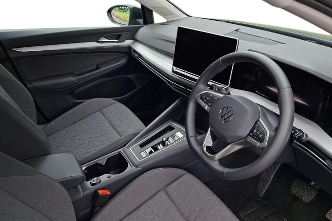 VOLKSWAGEN Golf Photo 6