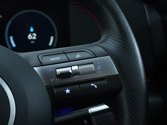 Hyundai KONA Photo 7c5997c3-6272-4452-b757-1a4d7d28c27f.jpg