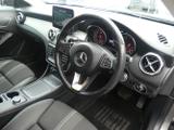 Mercedes-Benz GLA Photo 17
