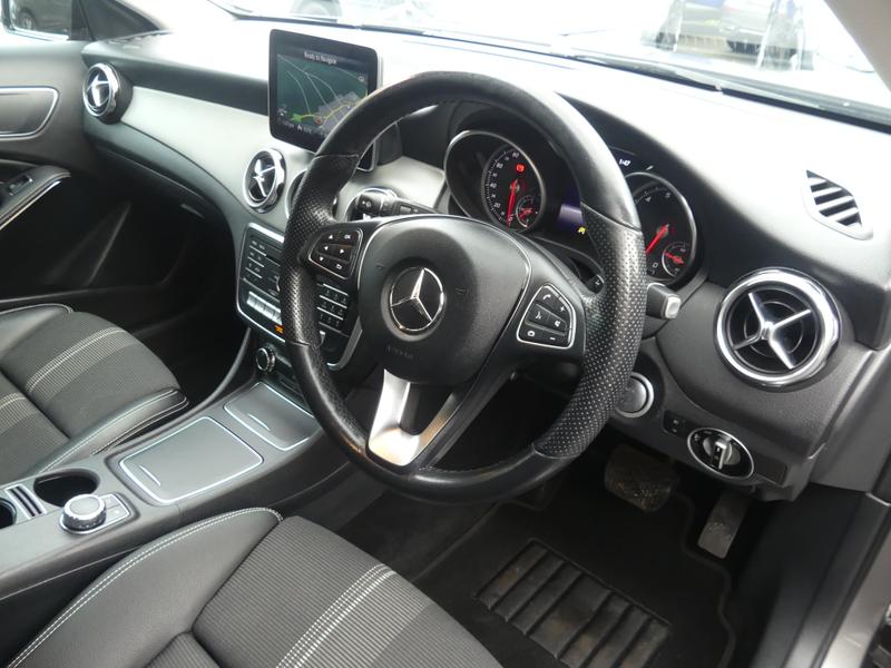 Mercedes-Benz GLA Photo 7c5a542f-a874-4b78-9ef3-1110f625ff2a.jpg
