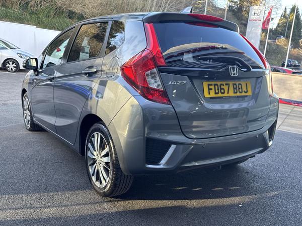 Honda Jazz Photo 2