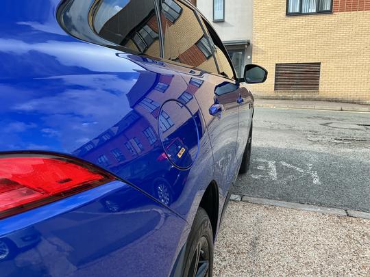Jaguar F-PACE Photo 9