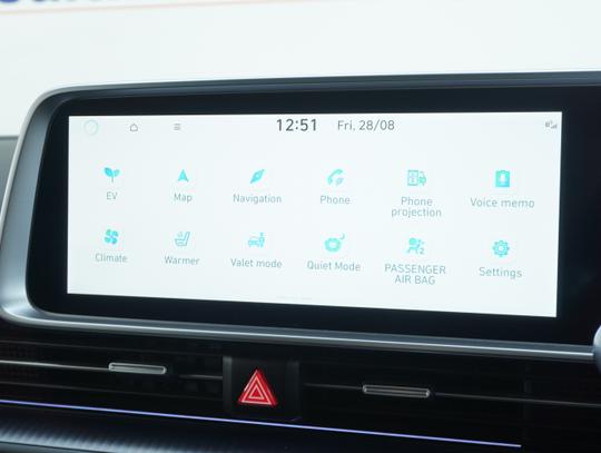 Hyundai IONIQ 6 Photo 7c944dad-4b25-4ce6-bfae-cc087c502416.jpg