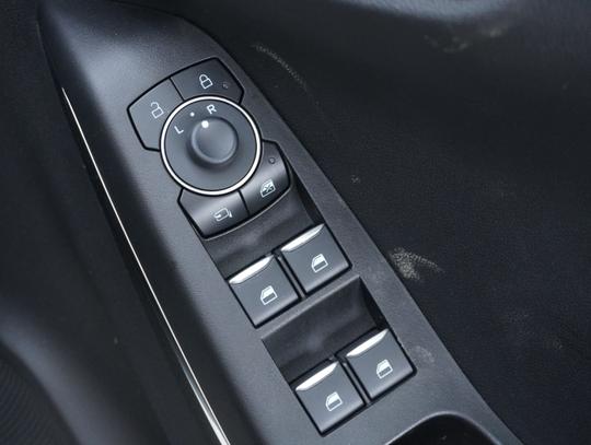 Ford Puma Photo 7ca450bd-2c6e-43e9-8777-f0917e96bef1.jpg