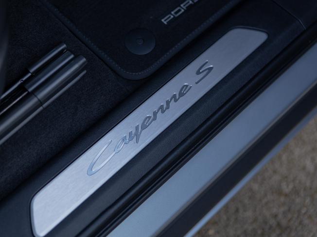 PORSCHE Cayenne Photo 30