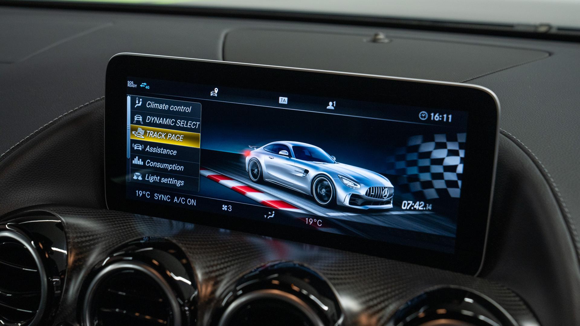 Mercedes-Benz AMG GT Photo 7caf4790-420e-453b-a506-5102c6e87b97.jpg