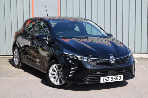 Used 2025 Renault CLIO 1.6 E-TECH full hybrid 145 Evolution 5dr Auto Black at SERE Motors