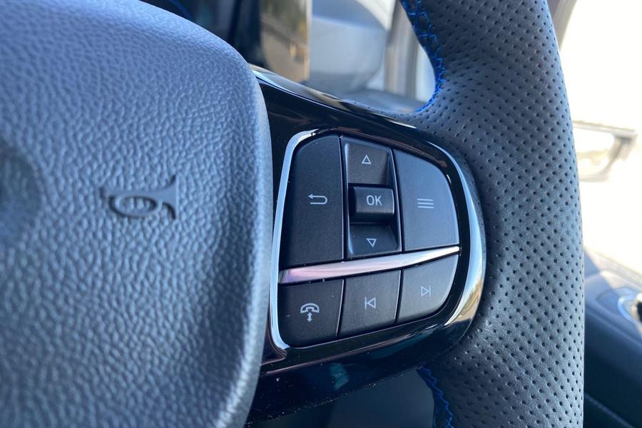 Ford TRANSIT CUSTOM Photo 7cbaa1da-dfe1-43d4-b555-a17b219eba0d.jpg