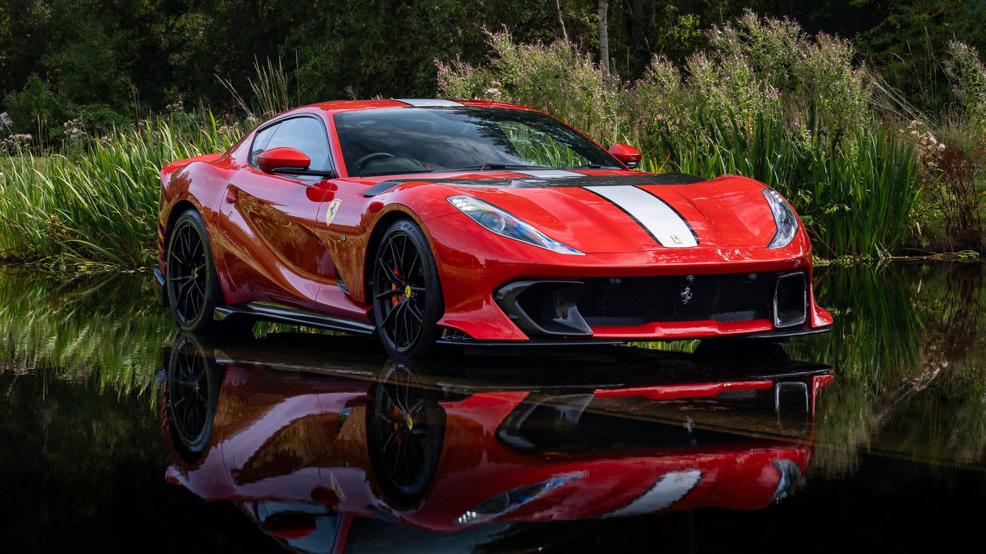 Ferrari 812 Photo 7cc76d70-554e-46da-b228-4f39ecbb4118.jpg