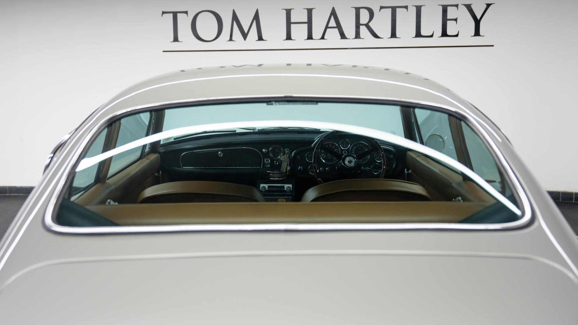 Aston Martin DB6 Photo 7cd408eb-1148-485d-88d5-c8be32ea824a.jpg