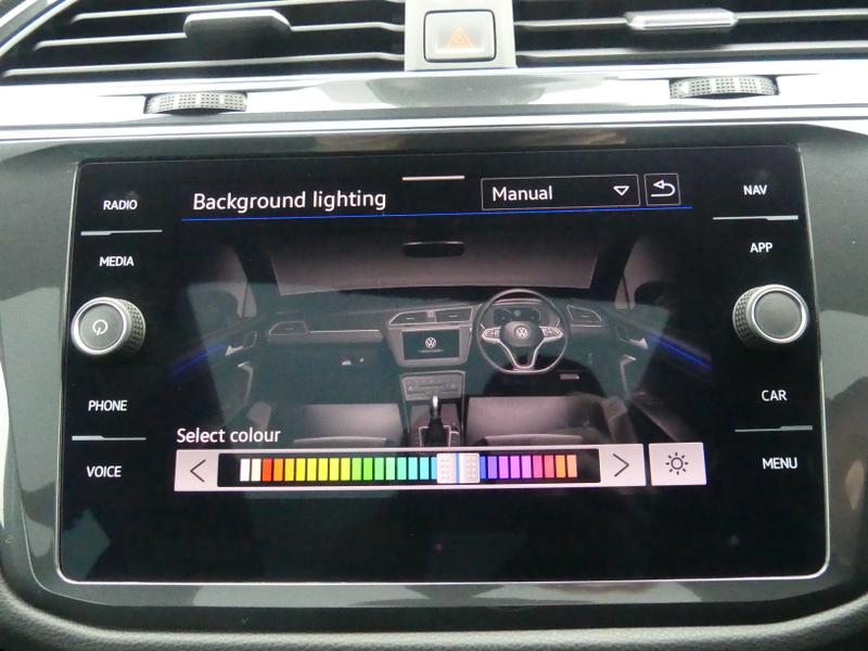 Volkswagen Tiguan Photo 7ce3e521-58c2-4189-835d-99e072caf448.jpg