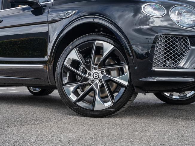 BENTLEY Bentayga Photo 28
