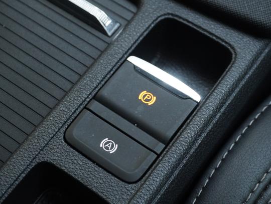 Skoda Octavia Photo 7cfa9c6b-ad4d-40b2-8e0c-754375d22a7c.jpg