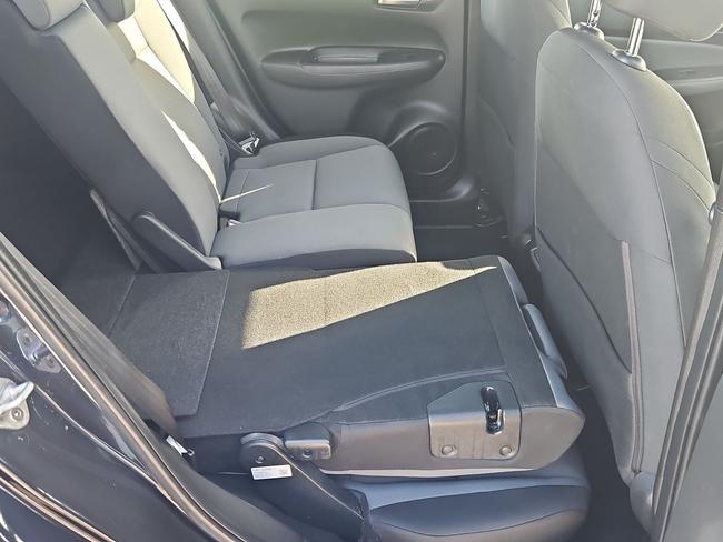 Honda Jazz Photo 7d076da9-560d-4c7b-b54f-d73a26c0b385.jpg