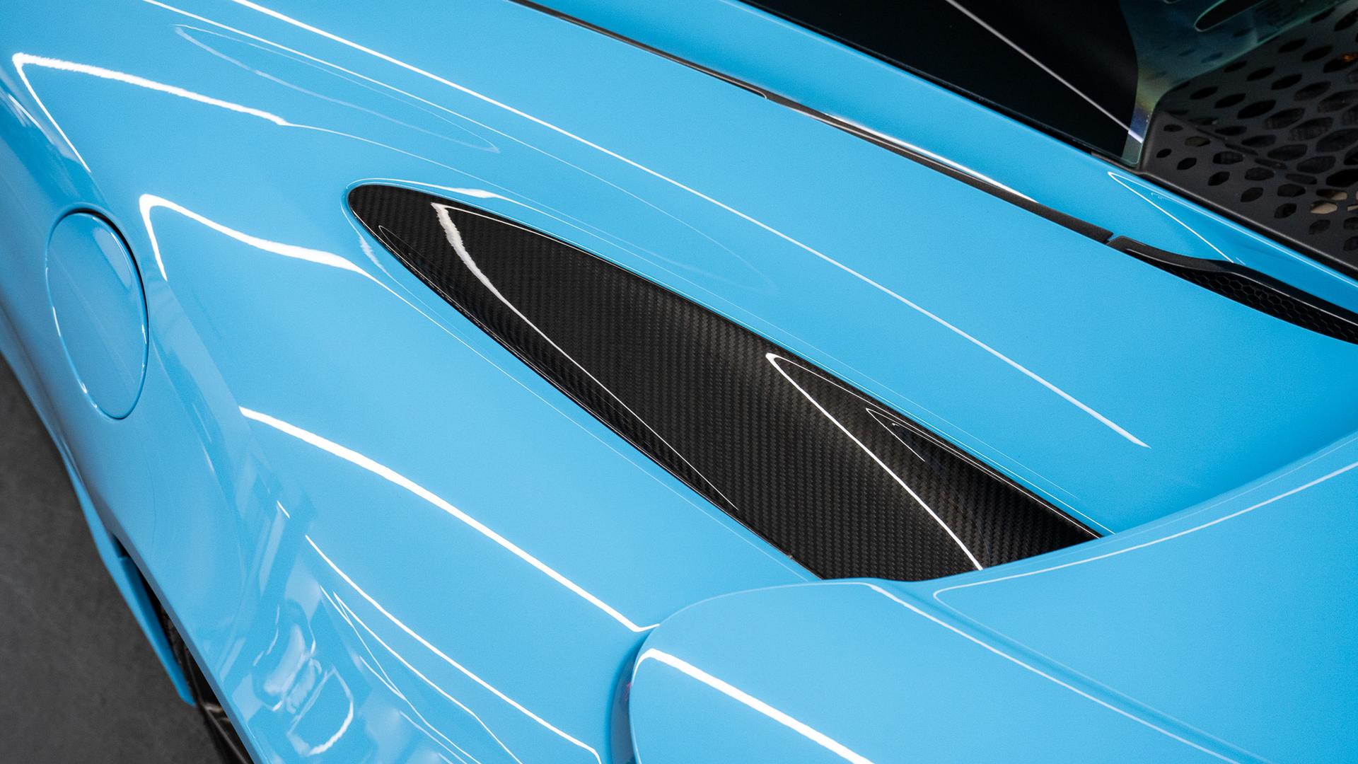 McLaren 765LT Photo 7d0d253d-873d-4268-96a7-a29fd05d359c.jpg