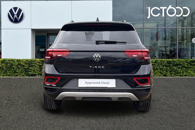 Volkswagen T-Roc Photo 7