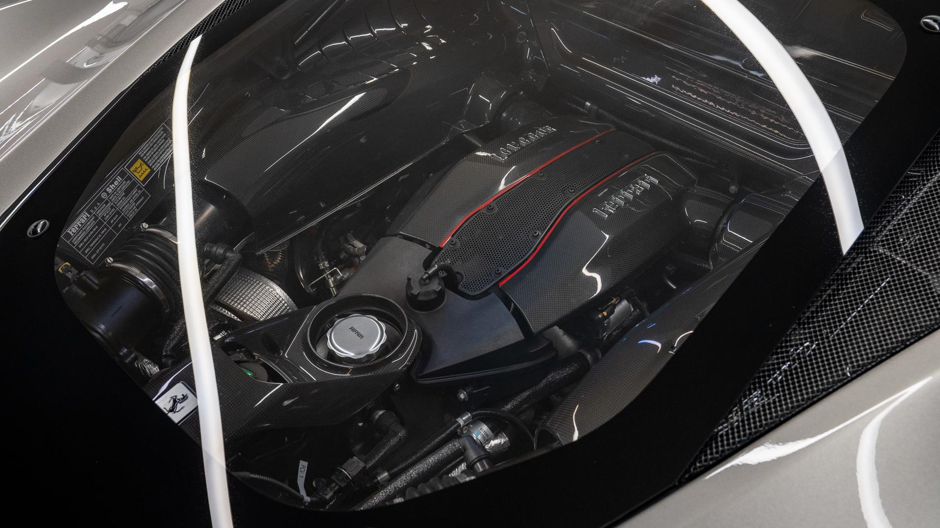 Ferrari 488 Photo 7d17e896-f68f-4060-b153-43392094621f.jpg