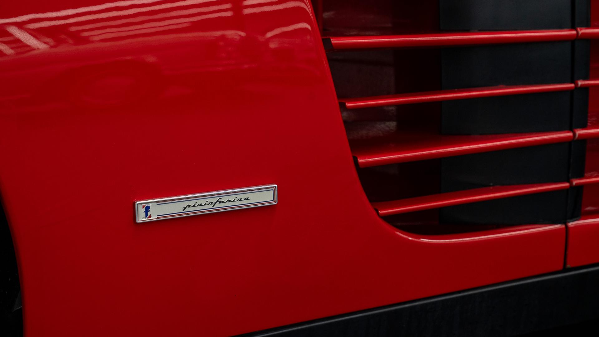 Ferrari Testarossa Photo 7d2de549-b458-476e-82c1-ddec8d61a55f.jpg