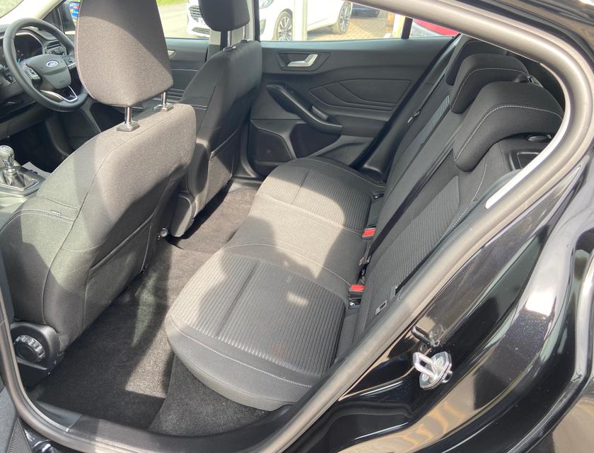 Ford Focus Photo 7d453c5d-0f97-421e-834c-6ec10bd68c74.jpg