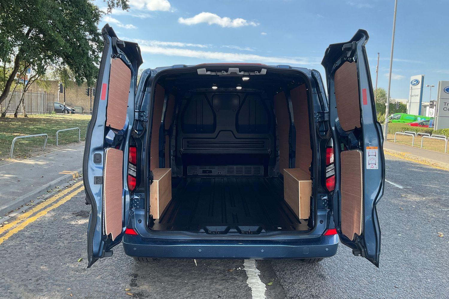 Ford TRANSIT CUSTOM Photo 6