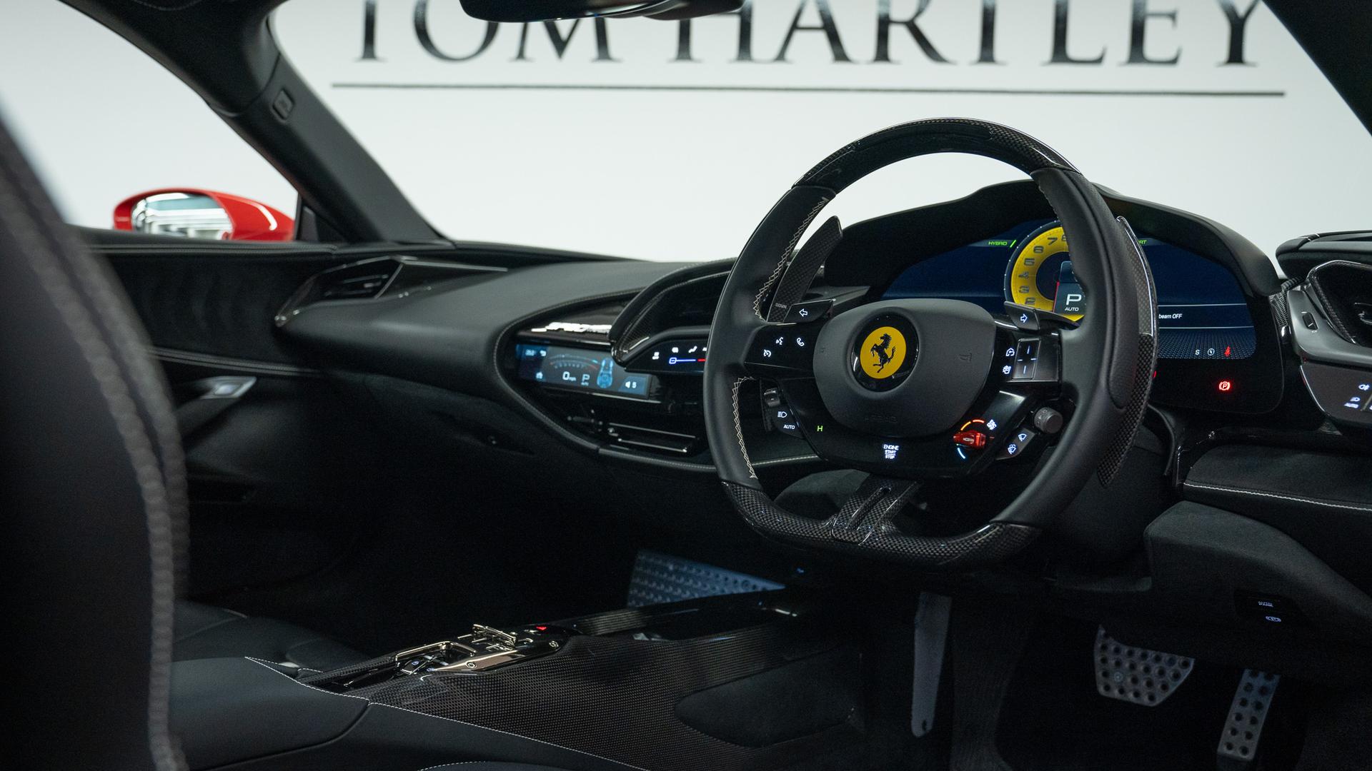 Ferrari SF90 Photo 7d4f959e-f5cb-401d-9029-edb97155d41f.jpg