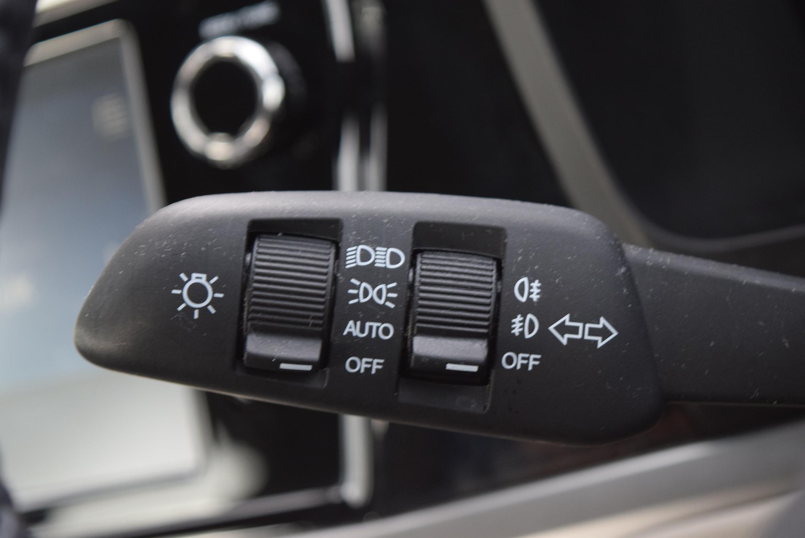 2023 SsangYong KORANDO 1.5 Ventura 5dr - vehicle photo 17 for sale on PureCar