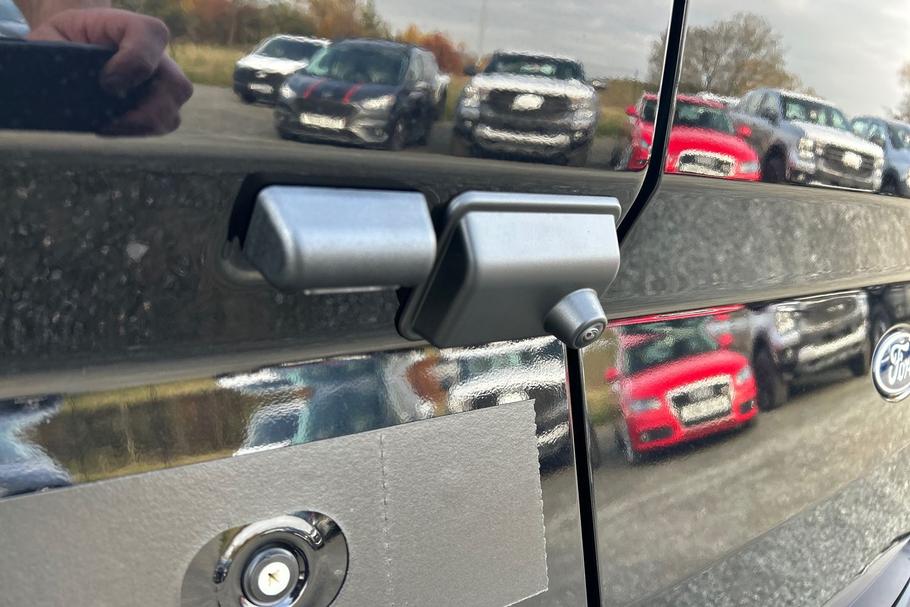 Used Ford TRANSIT CUSTOM 12/N041866 26