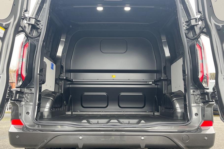 Used Ford TRANSIT CUSTOM L1DCIVPHEV02 5