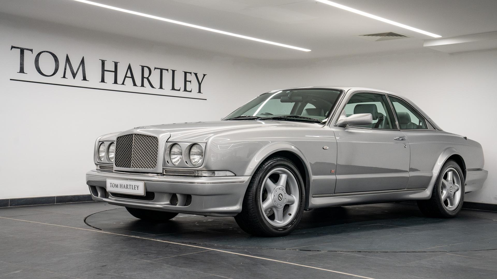 Bentley Continental Photo 7d92ba8b-9b01-464b-8bd3-3726d2fb415f.jpg