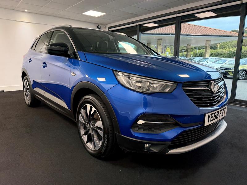 Vauxhall Grandland X Photo 7d9a9f65-8193-4748-b211-1baaaa9d53fa.jpg