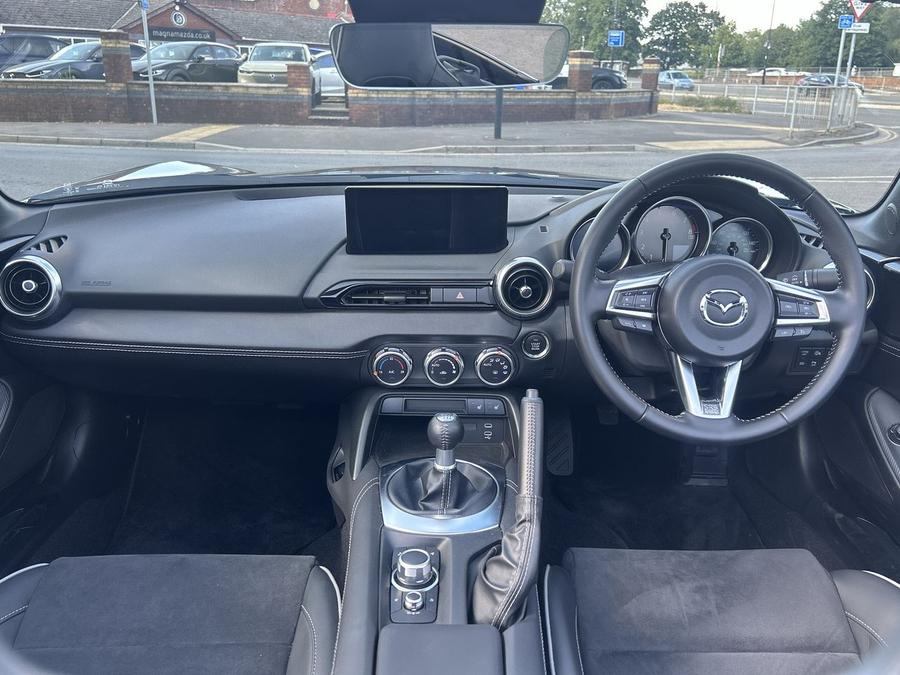 Mazda MX-5 Photo 7d9dbcf3-bcac-41d0-b98a-85528cd01639.jpg