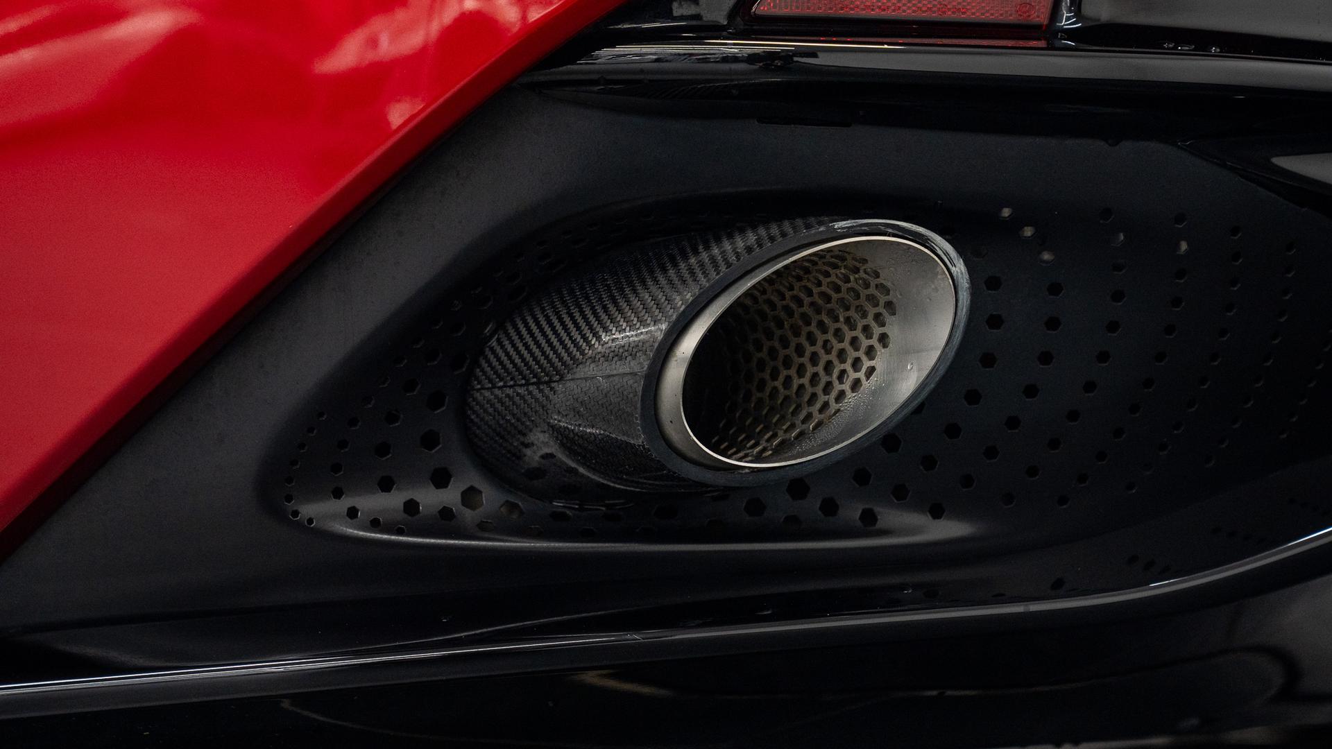 Aston Martin DB12 Photo 7da5b78d-89d3-4e40-ad11-599675cb75c9.jpg