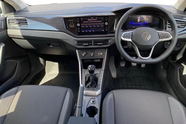 VOLKSWAGEN Polo Photo 25