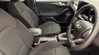 Ford Focus Photo 21